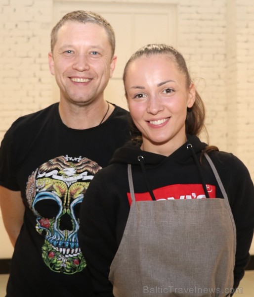 Rīgas konditori 30.09.2018 priecē pilsētas kārumniekus ar «Rīga Cake Festival 2018». Fotogaleriju atbalsta: Mamma Pasta Rīgas konditori 30.09.2018 priecē pilsētas kārumniekus ar «Rīga Cake Festival 2018». Fotogaleriju atbalsta: Mamma Pasta 233966