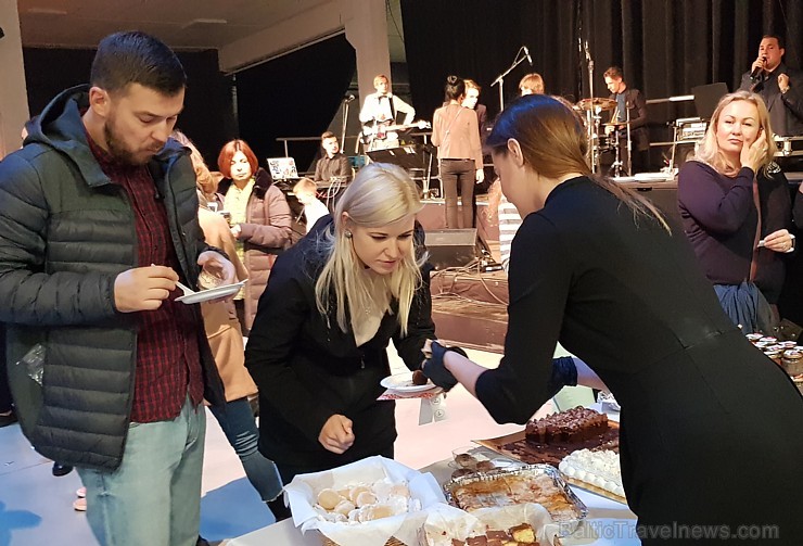 Rīgas konditori 30.09.2018 priecē pilsētas kārumniekus ar «Rīga Cake Festival 2018». Fotogaleriju atbalsta: Mamma Pasta Rīgas konditori 30.09.2018 priecē pilsētas kārumniekus ar «Rīga Cake Festival 2018». Fotogaleriju atbalsta: Mamma Pasta 233982