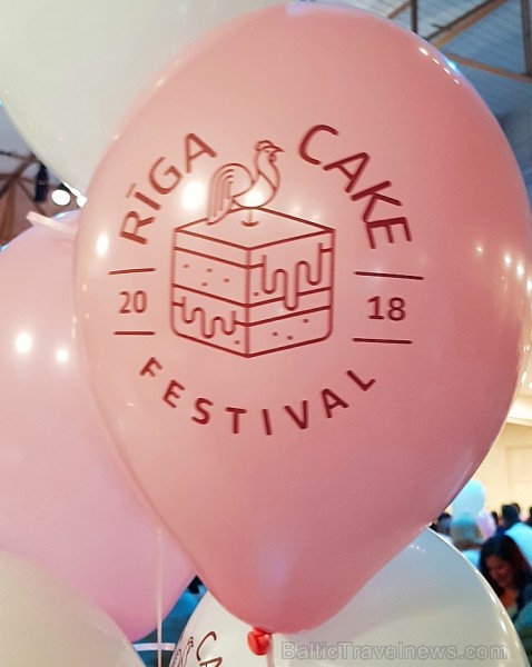 Rīgas konditori 30.09.2018 priecē pilsētas kārumniekus ar «Rīga Cake Festival 2018». Fotogaleriju atbalsta: Mamma Pasta Rīgas konditori 30.09.2018 priecē pilsētas kārumniekus ar «Rīga Cake Festival 2018». Fotogaleriju atbalsta: Mamma Pasta 233986