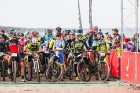 Velobraucēji Jūrmalā krāšņi noslēdz kalnu riteņbraukšanas sezonu