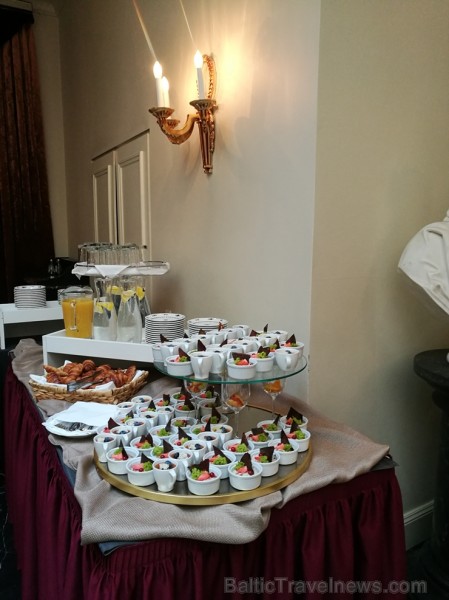 Tūroperators «Tez Tour Latvia» 5 zvaigžņu viesnīcā «Grand Palace Hotel» prezentē Kataloniju kā iekārojamu ceļojumu galamērķi visos gadalaikos Tūroperators «Tez Tour Latvia» 5 zvaigžņu viesnīcā «Grand Palace Hotel» prezentē Kataloniju kā iekārojamu ceļojumu galamērķi visos gadalaikos 234555