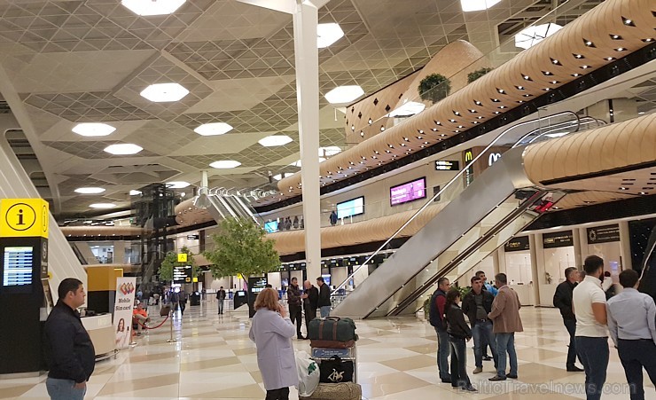 Travelnews.lv izbauda «airBaltic» lidojumu un apbrīno Heidara Alijeva starptautisko lidostu Baku. Sadarbībā ar Latvijas vēstniecību Azerbaidžānā un tū Travelnews.lv izbauda «airBaltic» lidojumu un apbrīno Heidara Alijeva starptautisko lidostu Baku. Sadarbībā ar Latvijas vēstniecību Azerbaidžānā un tū 234963