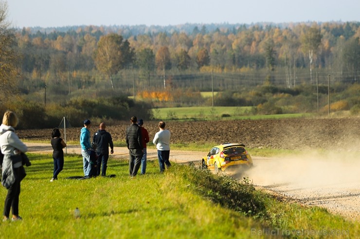 «Rally Liepāja» dārdina Liepāju un pulcē tūkstošiem skatītājus 234989