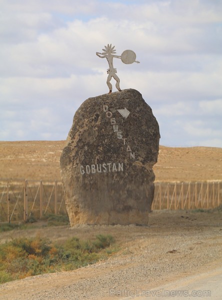 Travelnews.lv iepazīst Gobustanas valsts mākslas un vēstures rezervātu Azerbaidžānā. Sadarbībā ar Latvijas vēstniecību Azerbaidžānā un tūrisma firmu « Travelnews.lv iepazīst Gobustanas valsts mākslas un vēstures rezervātu Azerbaidžānā. Sadarbībā ar Latvijas vēstniecību Azerbaidžānā un tūrisma firmu « 235334