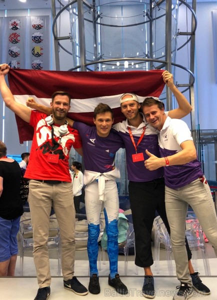 Latviešu lidotājs Toms Īvāns no AERODIUM komandas ir kļuvis par pasaules čempionu lidošanā vēja tunelī. Latviešu lidotājs Toms Īvāns no AERODIUM komandas ir kļuvis par pasaules čempionu lidošanā vēja tunelī.