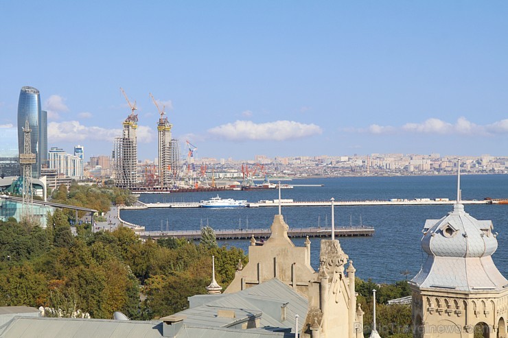 Jaunavas tornis vecpilsētā ir galvenais Baku simbols ar burvīgu pilsētas panorāmas skata laukumu. Sadarbībā ar Latvijas vēstniecību Azerbaidžānā un tū Jaunavas tornis vecpilsētā ir galvenais Baku simbols ar burvīgu pilsētas panorāmas skata laukumu. Sadarbībā ar Latvijas vēstniecību Azerbaidžānā un tū 236626