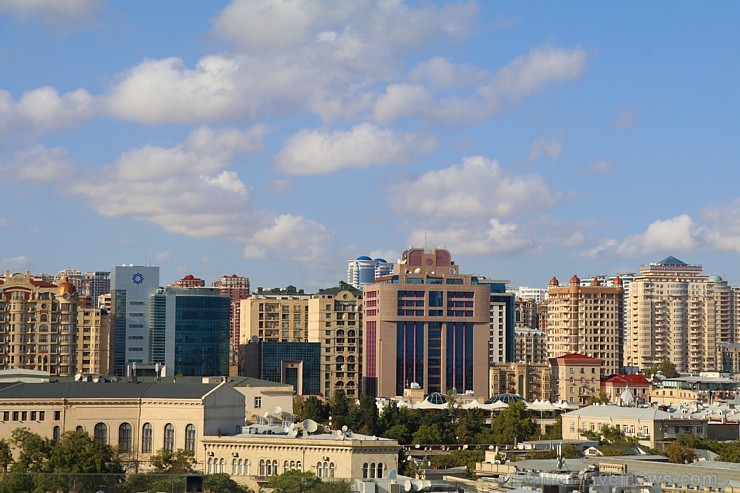 Jaunavas tornis vecpilsētā ir galvenais Baku simbols ar burvīgu pilsētas panorāmas skata laukumu. Sadarbībā ar Latvijas vēstniecību Azerbaidžānā un tū Jaunavas tornis vecpilsētā ir galvenais Baku simbols ar burvīgu pilsētas panorāmas skata laukumu. Sadarbībā ar Latvijas vēstniecību Azerbaidžānā un tū 236632