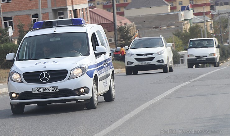 Travelnews.lv iepazīst degošu zemi, sāls ezeru un policiju Baku tuvumā. Sadarbībā ar Latvijas vēstniecību Azerbaidžānā un tūrisma firmu «RANTUR Travel Travelnews.lv iepazīst degošu zemi, sāls ezeru un policiju Baku tuvumā. Sadarbībā ar Latvijas vēstniecību Azerbaidžānā un tūrisma firmu «RANTUR Travel 236705