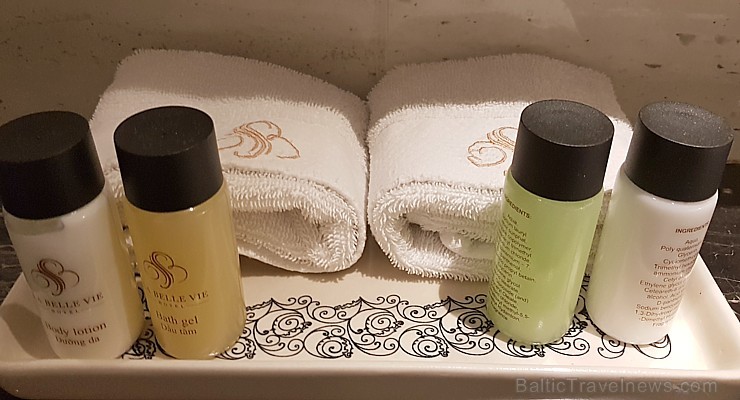 Travelnews.lv izbauda Hanojas viesnīcas «La Belle Vie Hotel» viesmīlību. Sadarbībā ar 365 brīvdienas un Turkish Airlines Travelnews.lv izbauda Hanojas viesnīcas «La Belle Vie Hotel» viesmīlību. Sadarbībā ar 365 brīvdienas un Turkish Airlines 236976
