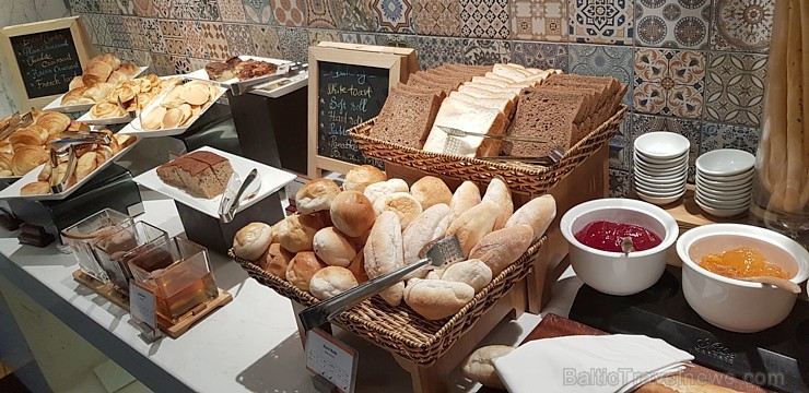 Travelnews.lv izbauda Hanojas viesnīcas «La Belle Vie Hotel» viesmīlību. Sadarbībā ar 365 brīvdienas un Turkish Airlines Travelnews.lv izbauda Hanojas viesnīcas «La Belle Vie Hotel» viesmīlību. Sadarbībā ar 365 brīvdienas un Turkish Airlines 237004