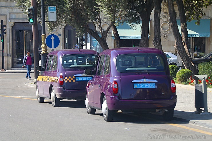Travelnews.lv ar ekskursiju autobusu apceļo Baku raksturīgākās vietas. Sadarbībā ar Latvijas vēstniecību Azerbaidžānā un tūrisma firmu «RANTUR Travel  237705