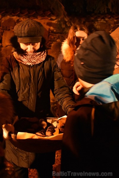 11. novembrī Jaunpils novada iedzīvotāji un viesi devās Lāčplēša dienas Gaismas gājienā no Jaunpils vidusskolas līdz Jaunpils pils laukumam, kur notik 11. novembrī Jaunpils novada iedzīvotāji un viesi devās Lāčplēša dienas Gaismas gājienā no Jaunpils vidusskolas līdz Jaunpils pils laukumam, kur notik 238088