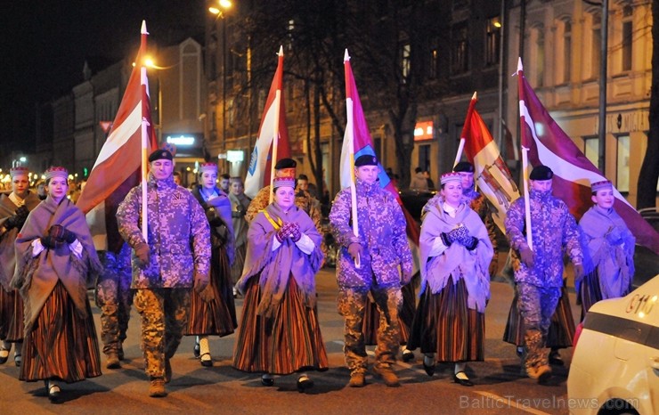 Fantastiski iemūžināti mirkļi no Lāčplēša dienas pasākumiem Daugavpilī 238095