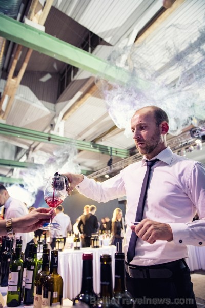 Festivāls Riga Wine & Champagne pulcēja pasaules vadošos vīna ekspertus, lai gardēžiem un vīnmīļiem no visas Baltijas piedāvātu izglītojošas degustāci Festivāls Riga Wine & Champagne pulcēja pasaules vadošos vīna ekspertus, lai gardēžiem un vīnmīļiem no visas Baltijas piedāvātu izglītojošas degustāci 239294