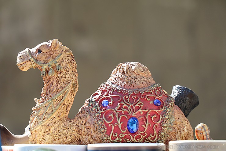 Travelnews.lv iepazīst Baku suvenīru piedāvājumu. Sadarbībā ar Latvijas vēstniecību Azerbaidžānā un tūrisma firmu «RANTUR Travel Agency» Travelnews.lv iepazīst Baku suvenīru piedāvājumu. Sadarbībā ar Latvijas vēstniecību Azerbaidžānā un tūrisma firmu «RANTUR Travel Agency» 239304