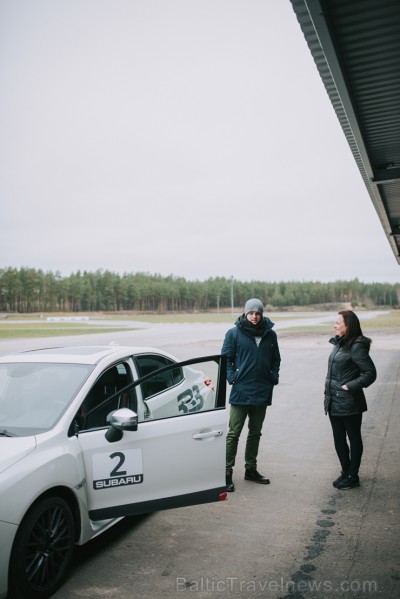 Gints sevi uzskata par prasmīgu braucēju, taču doties trasē pie sporta auto Gints sevi uzskata par prasmīgu braucēju, taču doties trasē pie sporta auto