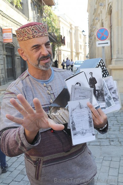 Travelnews.lv iepazīst Azerbaidžānas galvaspilsētu Baku izcila gida pavadījumā. Sadarbībā ar Latvijas vēstniecību Azerbaidžānā un tūrisma firmu «RANTU Travelnews.lv iepazīst Azerbaidžānas galvaspilsētu Baku izcila gida pavadījumā. Sadarbībā ar Latvijas vēstniecību Azerbaidžānā un tūrisma firmu «RANTU 239971