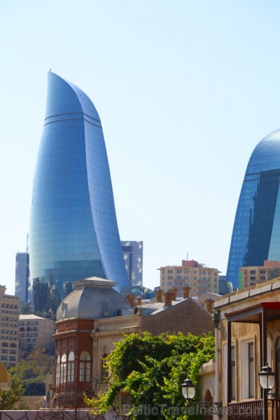 Travelnews.lv iepazīst Azerbaidžānas galvaspilsētu Baku izcila gida pavadījumā. Sadarbībā ar Latvijas vēstniecību Azerbaidžānā un tūrisma firmu «RANTU Travelnews.lv iepazīst Azerbaidžānas galvaspilsētu Baku izcila gida pavadījumā. Sadarbībā ar Latvijas vēstniecību Azerbaidžānā un tūrisma firmu «RANTU 239994