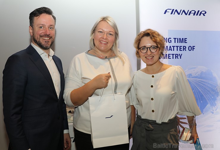 Somijas lidsabiedrība «Finnair» kopā ar Latvijas ceļojumu aģentūrām ieskandina Ziemassvētku sajūtu Somijas lidsabiedrība «Finnair» kopā ar Latvijas ceļojumu aģentūrām ieskandina Ziemassvētku sajūtu 240545