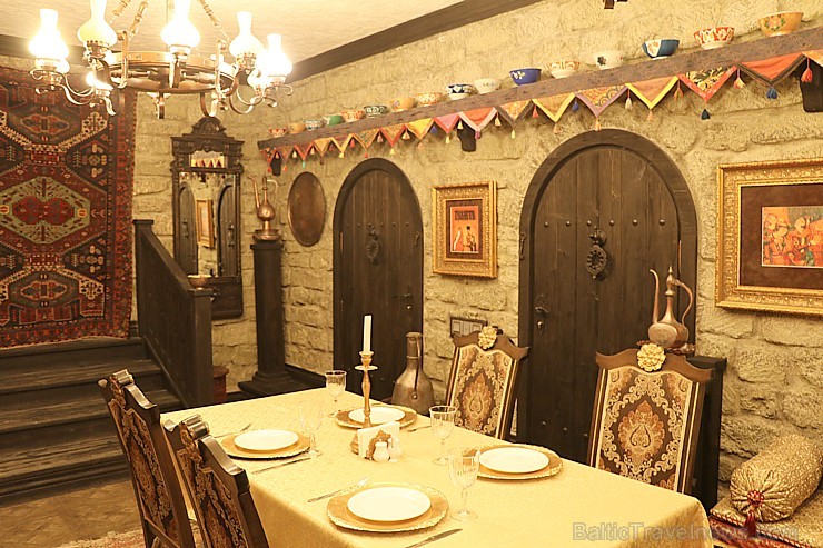 Travelnews.lv apmeklē Baku muzeja stila restorānu «Shirvanshah Museum Restaurant». Sadarbībā ar Latvijas vēstniecību Azerbaidžānā un tūrisma firmu «RA Travelnews.lv apmeklē Baku muzeja stila restorānu «Shirvanshah Museum Restaurant». Sadarbībā ar Latvijas vēstniecību Azerbaidžānā un tūrisma firmu «RA 240606
