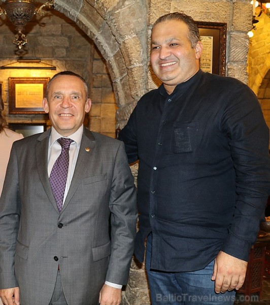Travelnews.lv apmeklē Baku muzeja stila restorānu «Shirvanshah Museum Restaurant». Sadarbībā ar Latvijas vēstniecību Azerbaidžānā un tūrisma firmu «RA Travelnews.lv apmeklē Baku muzeja stila restorānu «Shirvanshah Museum Restaurant». Sadarbībā ar Latvijas vēstniecību Azerbaidžānā un tūrisma firmu «RA 240625