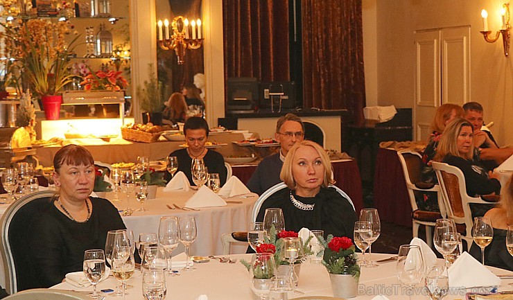 Vecrīgas viesnīcā «Grand Palace Hotel» 11.12.2018 pulcējas lidsabiedrības «Ukraine International Airlines» partneri 241137