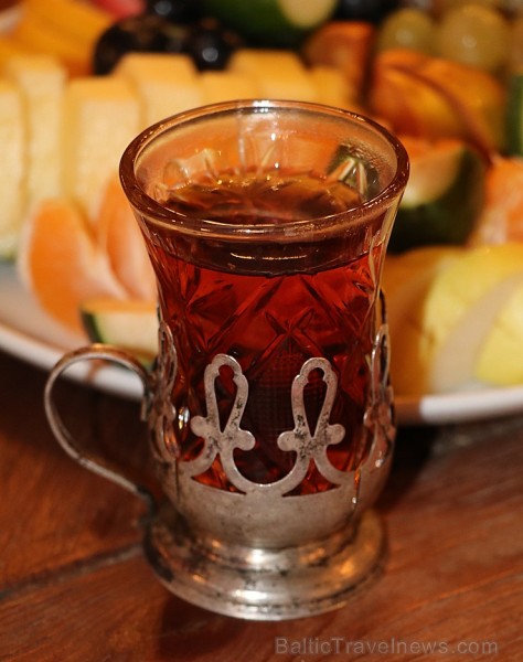 Travelnews.lv apmeklē Baku steiku restorānu «Mangal Steak House». Sadarbībā ar Latvijas vēstniecību Azerbaidžānā un tūrisma firmu «RANTUR Travel Agenc Travelnews.lv apmeklē Baku steiku restorānu «Mangal Steak House». Sadarbībā ar Latvijas vēstniecību Azerbaidžānā un tūrisma firmu «RANTUR Travel Agenc 241222