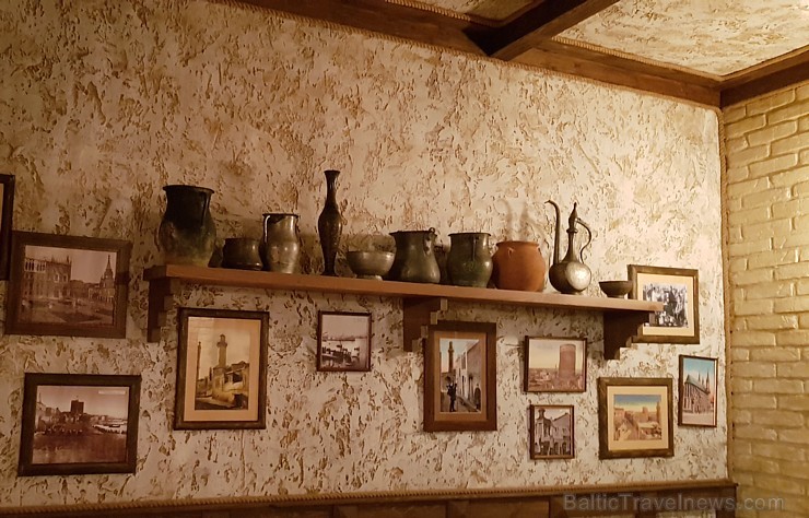 Travelnews.lv apmeklē Baku steiku restorānu «Mangal Steak House». Sadarbībā ar Latvijas vēstniecību Azerbaidžānā un tūrisma firmu «RANTUR Travel Agenc Travelnews.lv apmeklē Baku steiku restorānu «Mangal Steak House». Sadarbībā ar Latvijas vēstniecību Azerbaidžānā un tūrisma firmu «RANTUR Travel Agenc 241231