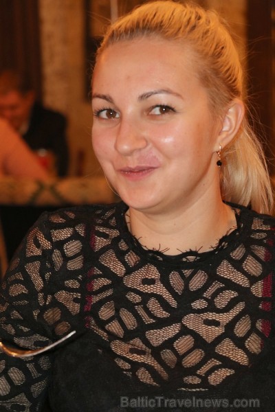 Travelnews.lv apmeklē Baku steiku restorānu «Mangal Steak House». Sadarbībā ar Latvijas vēstniecību Azerbaidžānā un tūrisma firmu «RANTUR Travel Agenc Travelnews.lv apmeklē Baku steiku restorānu «Mangal Steak House». Sadarbībā ar Latvijas vēstniecību Azerbaidžānā un tūrisma firmu «RANTUR Travel Agenc 241239