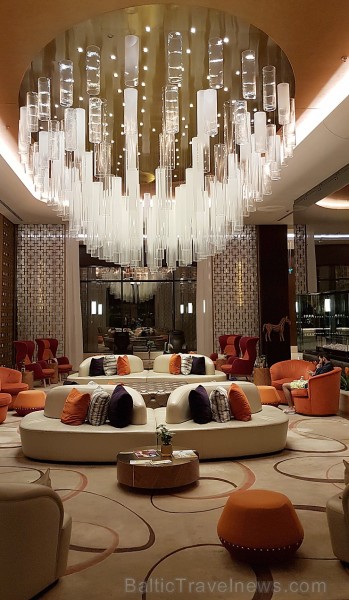 Travelnews.lv iepazīst Baku 5 zvaigžņu viesnīcu «Boulevard Hotel Baku Autograph Collection». Sadarbībā ar Latvijas vēstniecību Azerbaidžānā un tūrisma 241407