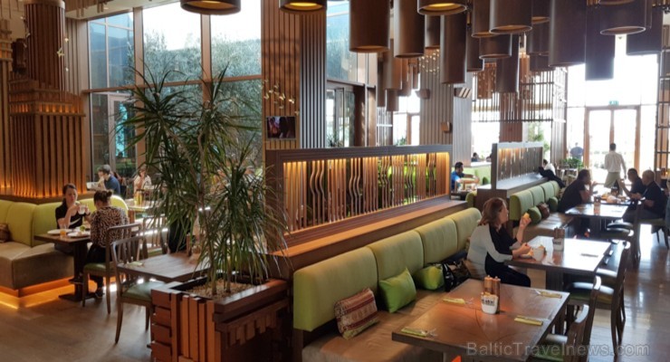 Travelnews.lv iepazīst Baku 5 zvaigžņu viesnīcu «Boulevard Hotel Baku Autograph Collection». Sadarbībā ar Latvijas vēstniecību Azerbaidžānā un tūrisma Travelnews.lv iepazīst Baku 5 zvaigžņu viesnīcu «Boulevard Hotel Baku Autograph Collection». Sadarbībā ar Latvijas vēstniecību Azerbaidžānā un tūrisma 241421