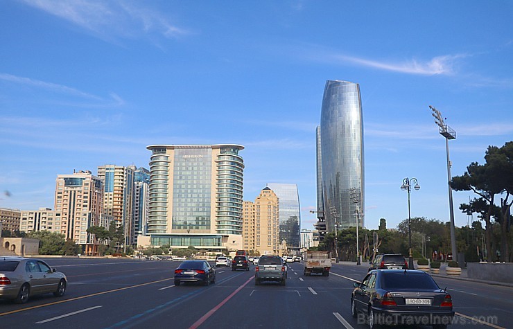 Travelnews.lv apceļo Baku ar ekskursiju autobusu. Sadarbībā ar Latvijas vēstniecību Azerbaidžānā un tūrisma firmu «RANTUR Travel Agency» Travelnews.lv apceļo Baku ar ekskursiju autobusu. Sadarbībā ar Latvijas vēstniecību Azerbaidžānā un tūrisma firmu «RANTUR Travel Agency» 241559