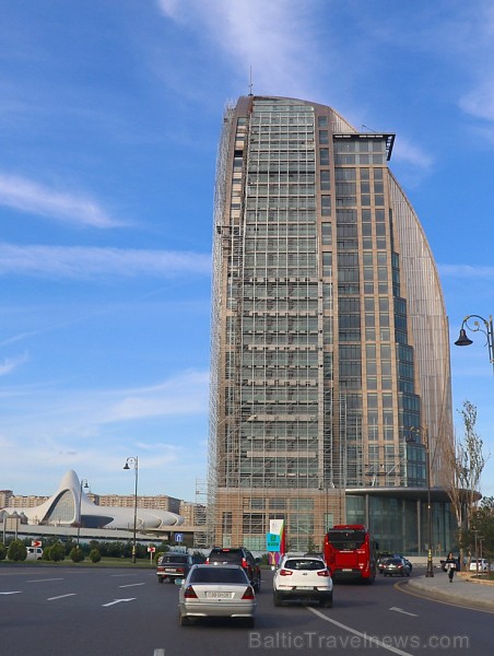 Travelnews.lv apceļo Baku ar ekskursiju autobusu. Sadarbībā ar Latvijas vēstniecību Azerbaidžānā un tūrisma firmu «RANTUR Travel Agency» Travelnews.lv apceļo Baku ar ekskursiju autobusu. Sadarbībā ar Latvijas vēstniecību Azerbaidžānā un tūrisma firmu «RANTUR Travel Agency» 241560
