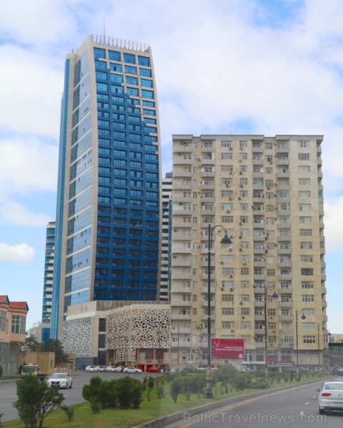 Travelnews.lv apceļo Baku ar ekskursiju autobusu. Sadarbībā ar Latvijas vēstniecību Azerbaidžānā un tūrisma firmu «RANTUR Travel Agency» Travelnews.lv apceļo Baku ar ekskursiju autobusu. Sadarbībā ar Latvijas vēstniecību Azerbaidžānā un tūrisma firmu «RANTUR Travel Agency» 241563