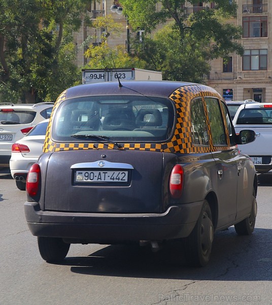 Travelnews.lv apceļo Baku ar ekskursiju autobusu. Sadarbībā ar Latvijas vēstniecību Azerbaidžānā un tūrisma firmu «RANTUR Travel Agency» Travelnews.lv apceļo Baku ar ekskursiju autobusu. Sadarbībā ar Latvijas vēstniecību Azerbaidžānā un tūrisma firmu «RANTUR Travel Agency» 241571