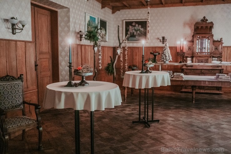 Ar pieciem dažādiem restorāniem vienas nakts laikā «Dikļu pilī» viesi pavadījuši veco un sagaidījuši Jauno gadu 243109