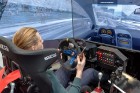 Vai rallijkrosa braucējs Reinis Nitišs spēj vienlaicīgi vadīt auto un izmantot tālruni?