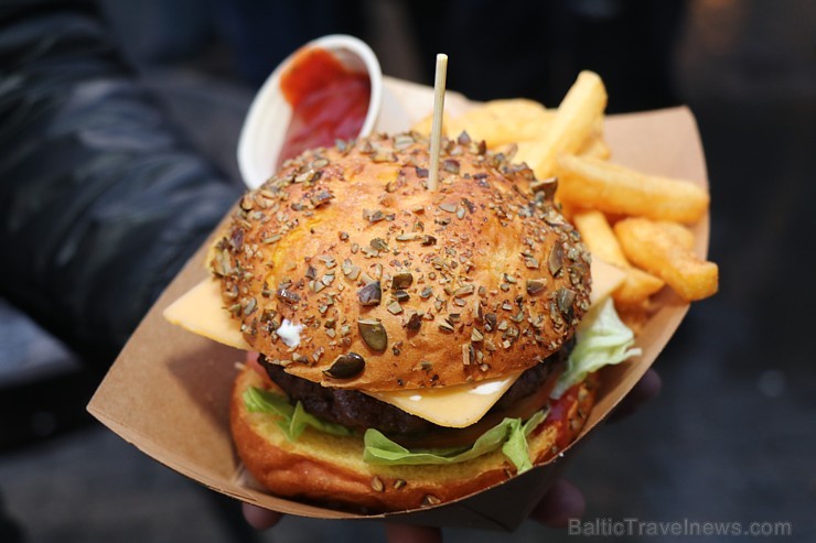 Vecrīgā «Riga Street food festivāls» 12.01.2019 priecē rīdziniekus un pilsētas viesus 243161
