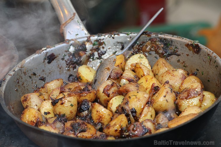 Vecrīgā «Riga Street food festivāls» 12.01.2019 priecē rīdziniekus un pilsētas viesus 243171