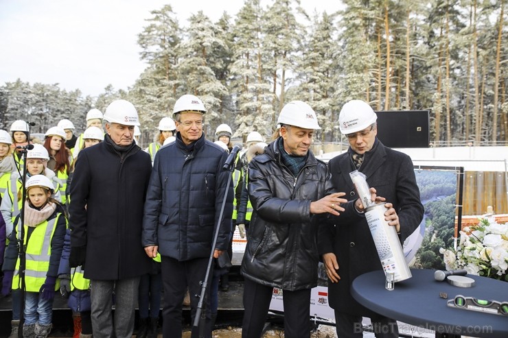 Mežaparka Lielās estrādes jaunās skatuves uzbūve notiks divās daļās - līdz 2020. gadam pirms XII Latvijas skolu jaunatnes dziesmu un deju svētkiem un  243490