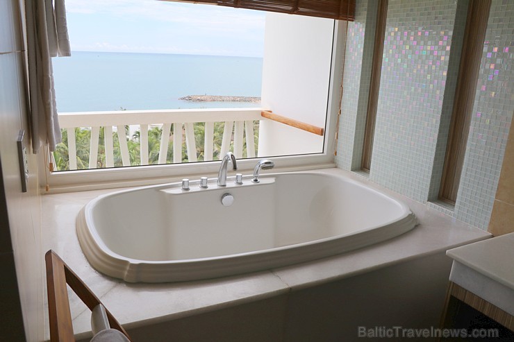 Travelnews.lv iepazīst Vjetnamas pludmales viesnīcu «The Cliff Resort & Residences» kopā ar 365 brīvdienas un Turkish Airlines 243630