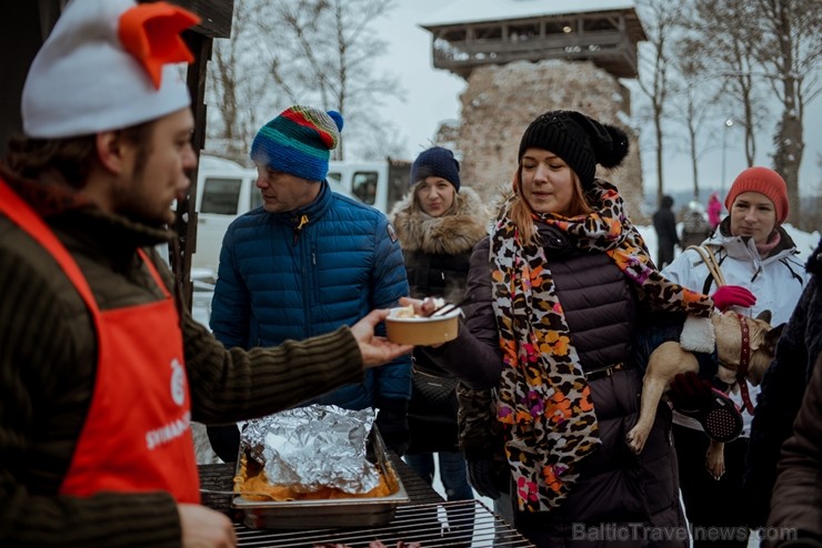 «Ziemas garšu svinēšanas» laikā ikviens ļāvās gastronomiskam piedzīvojumam un izbaudīja labākos Rīgas - Gaujas reģiona restorānu šefpavāru ēdienus, ka «Ziemas garšu svinēšanas» laikā ikviens ļāvās gastronomiskam piedzīvojumam un izbaudīja labākos Rīgas - Gaujas reģiona restorānu šefpavāru ēdienus, ka 244233
