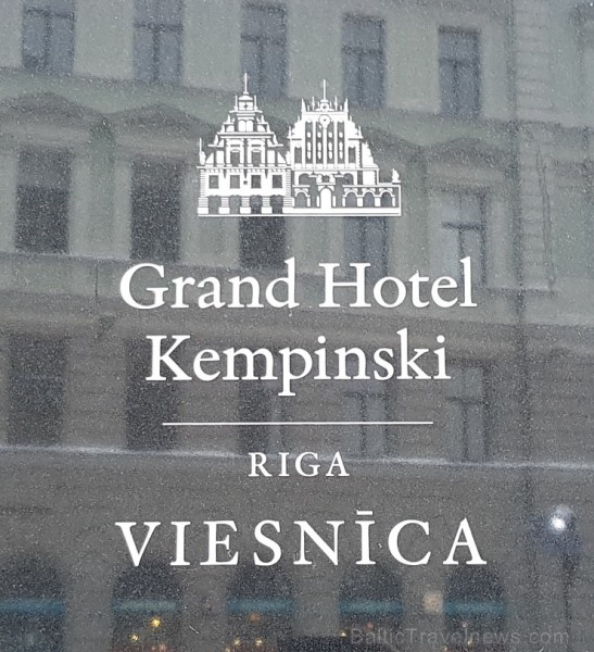 Viesnīcā «Grand Hotel Kempinski Riga» pie pusdienu galda prezentējas uzņēmums «Moller Baltic Import» Viesnīcā «Grand Hotel Kempinski Riga» pie pusdienu galda prezentējas uzņēmums «Moller Baltic Import» 245589