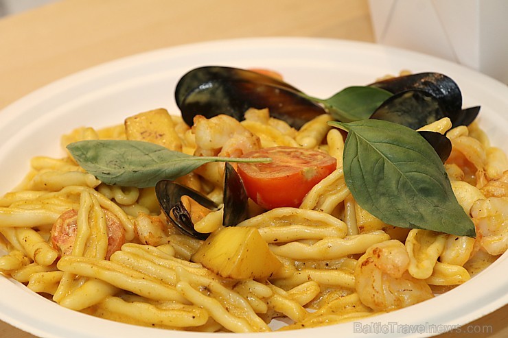 Kopš sestdienas (9.02.2019) oficiāli ir atvēries pirmais iekštelpu gastronomijas tirgus Latvijā «Centrālais Gastro Tirgus» Kopš sestdienas (9.02.2019) oficiāli ir atvēries pirmais iekštelpu gastronomijas tirgus Latvijā «Centrālais Gastro Tirgus» 245634