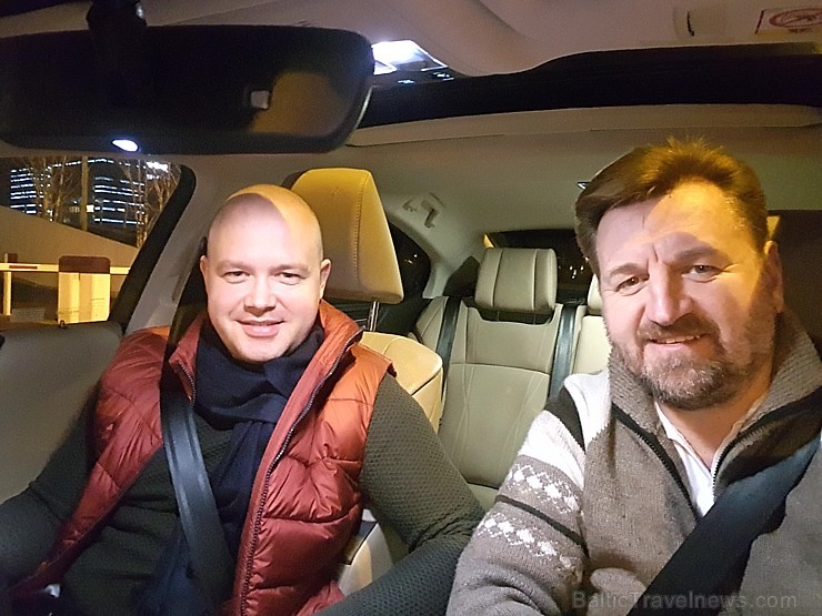 Travelnews.lv apceļo Pierīgu ar jauno priekšpiedziņas «Lexus ES 300h Luxury» 245911