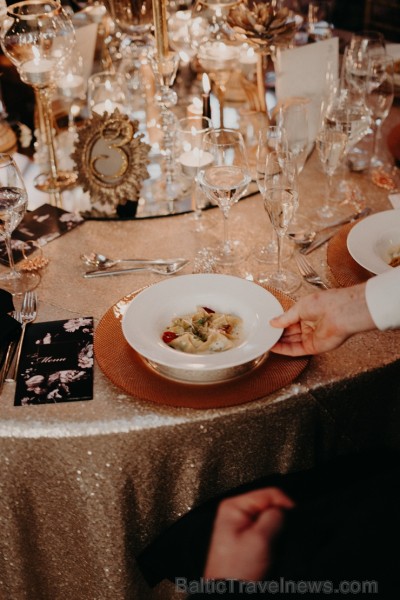 Viesnīcā «Grand Hotel Kempinski Riga» norisinās unikāls pasākums «Fake Wedding by Heaven 67» 246178