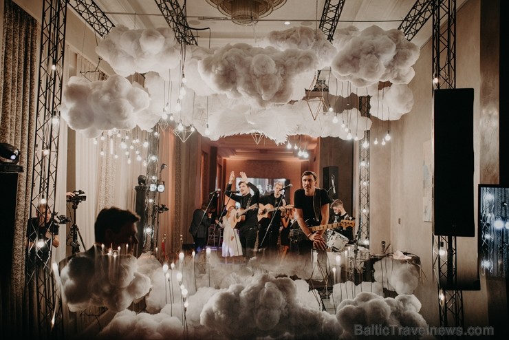 Viesnīcā «Grand Hotel Kempinski Riga» norisinās unikāls pasākums «Fake Wedding by Heaven 67» 246184