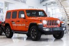 Latvijā ieradies jaunās paaudzes «Jeep Wrangler» apvidus auto