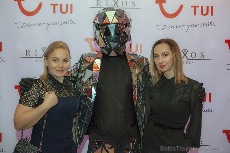 Tūroperators «TUI Baltics» organizē ceļojumu konsultantiem krāšņu izklaides nakts balli 246800