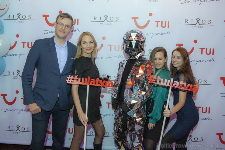 Tūroperators «TUI Baltics» organizē ceļojumu konsultantiem krāšņu izklaides nakts balli 246829